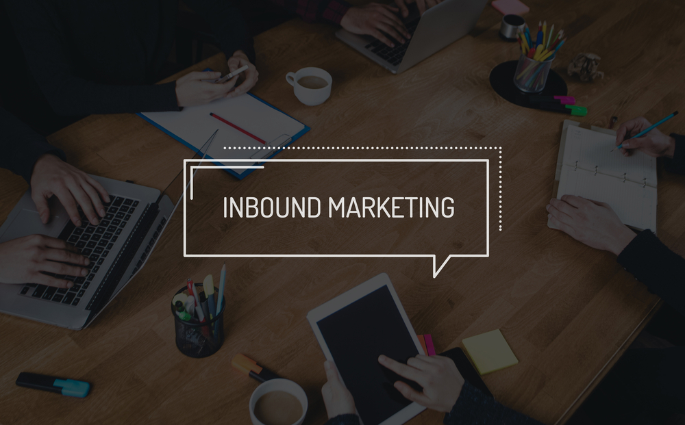 Inbound Marketing text above a workplace background