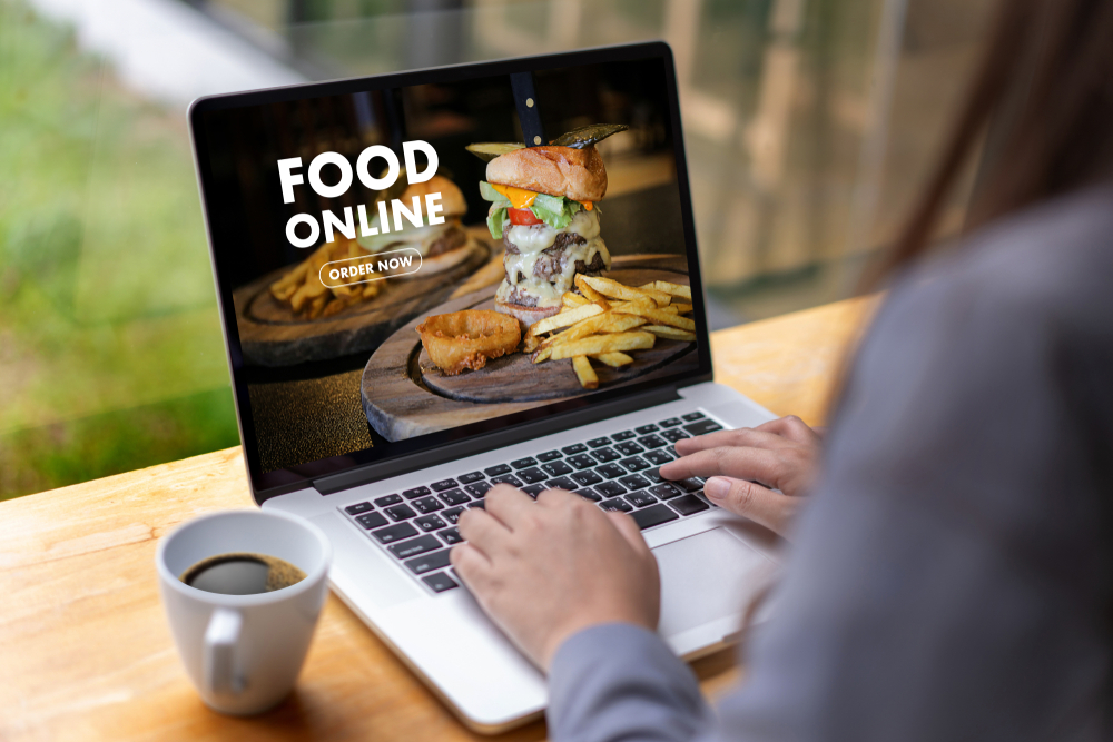 restaurant online delivery page with an order now button