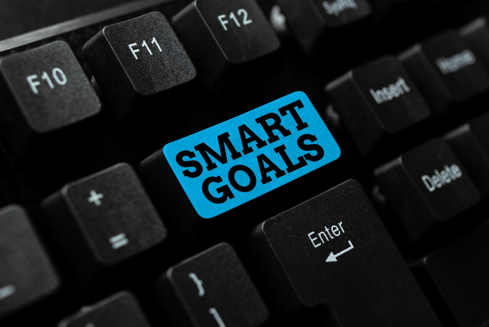 SMART Goals key on black keyboard